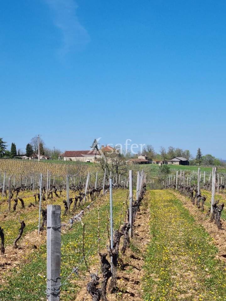Propri&eacute;t&eacute; en AB proche Cahors