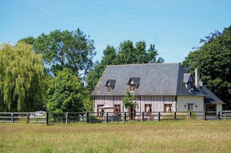 Normandie Pays d'Auge : Propri&eacute;t&eacute; &eacute;questre 25 hectares