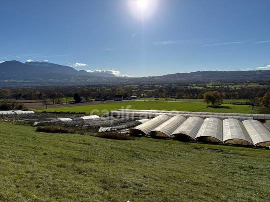 Propri&eacute;t&eacute; agricole 2.7ha - Maison contemporaine