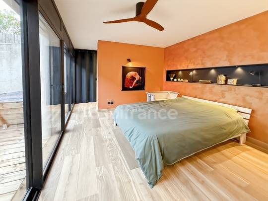 Propri&eacute;t&eacute; agricole 2.7ha - Maison contemporaine