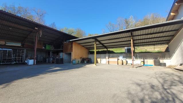 Propri&eacute;t&eacute; agricole 2.7ha - Maison contemporaine