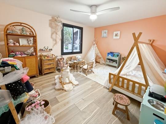 Propri&eacute;t&eacute; agricole 2.7ha - Maison contemporaine