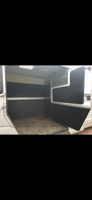 MASTER 2022 STX DOUBLE CABINE STALLE