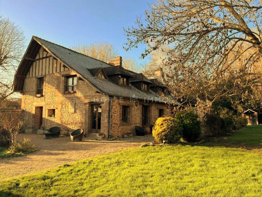 Propri&eacute;t&eacute; Equestre proche d'Evreux