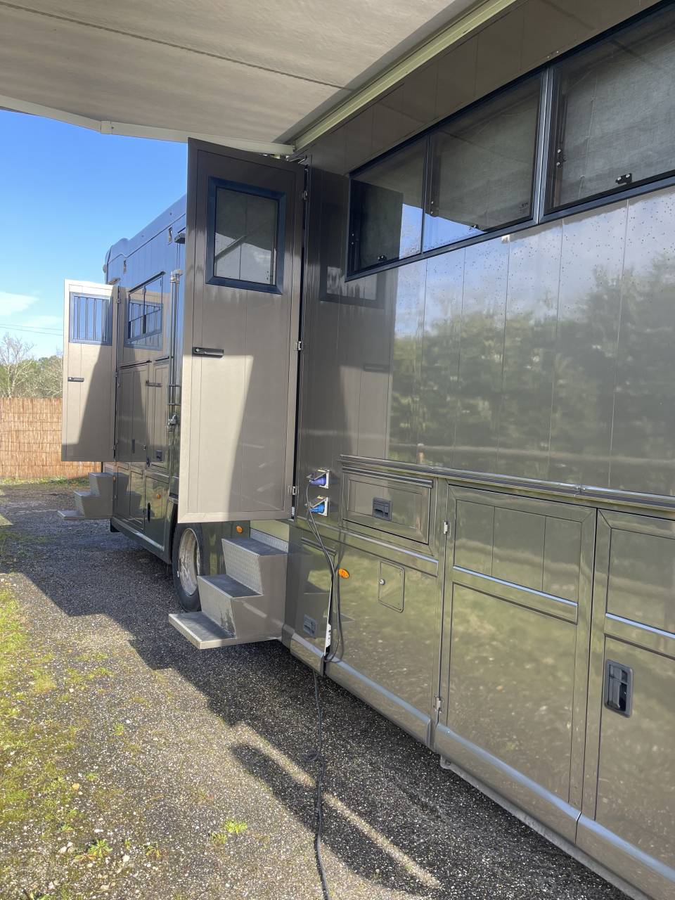 ScaniaP380 Carrosserie STX 5 chevaux 