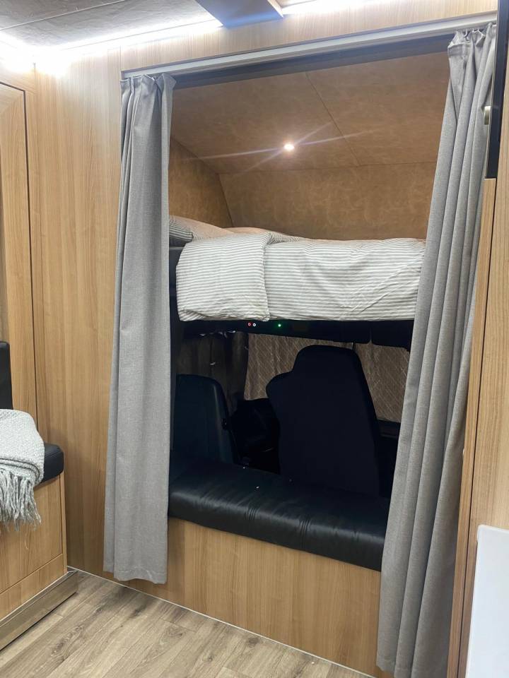 Camion PL Chevaux Volvo fm 2012 Occasion