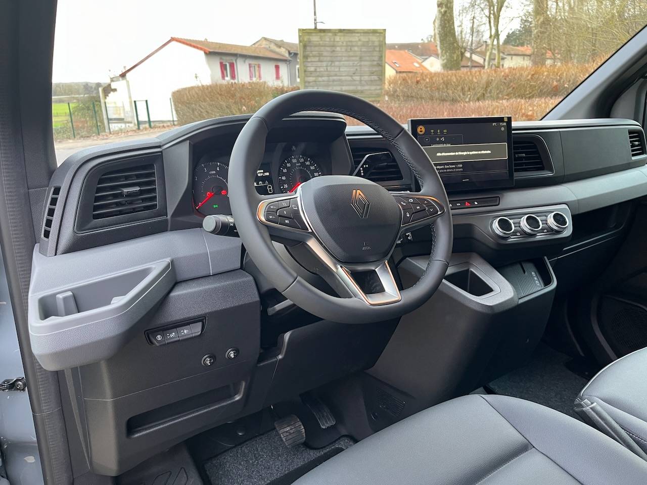 RENAULT MASTER Blue dCi 170 MSG STALLION LIGHT BOITE AUTOMATIQUE