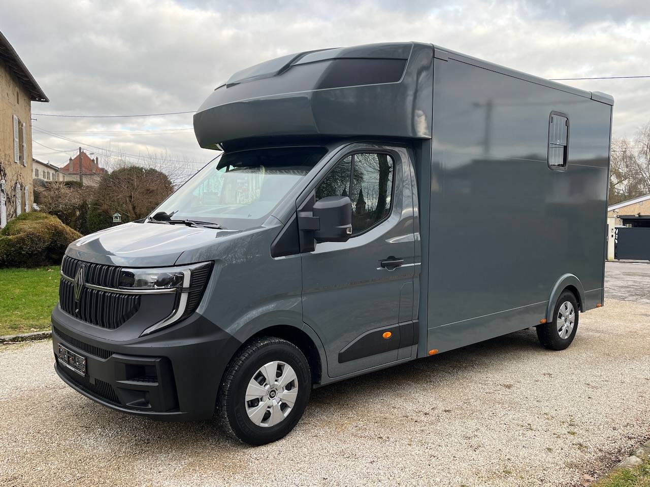 RENAULT MASTER Blue dCi 170 MSG STALLION LIGHT BOITE AUTOMATIQUE