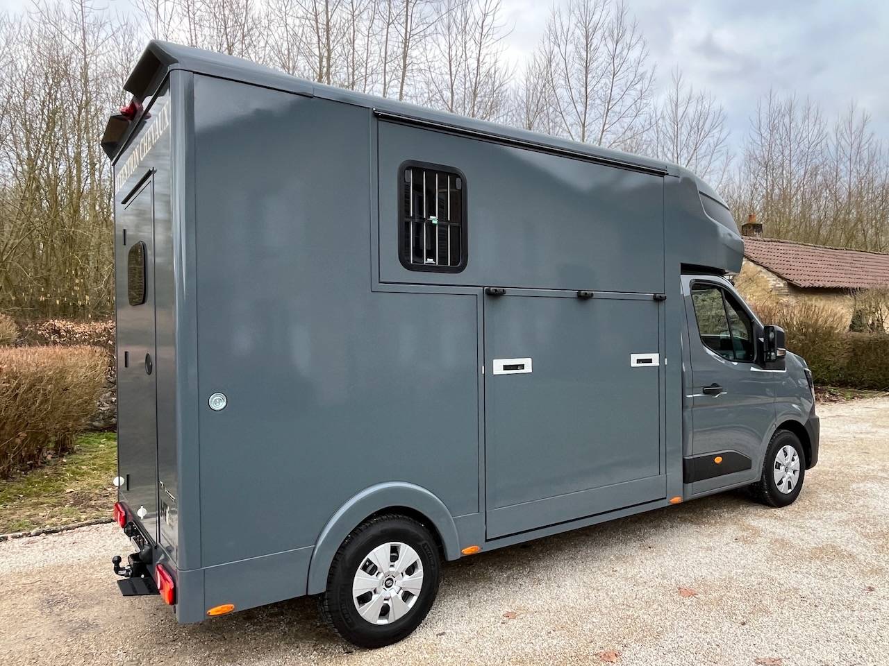 RENAULT MASTER Blue dCi 170 MSG STALLION LIGHT BOITE AUTOMATIQUE