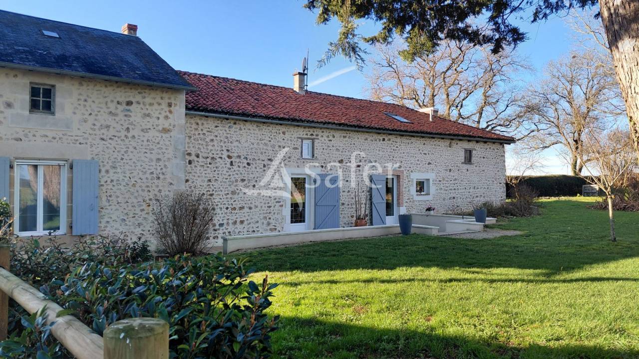 Ferme sur environ 69 ha