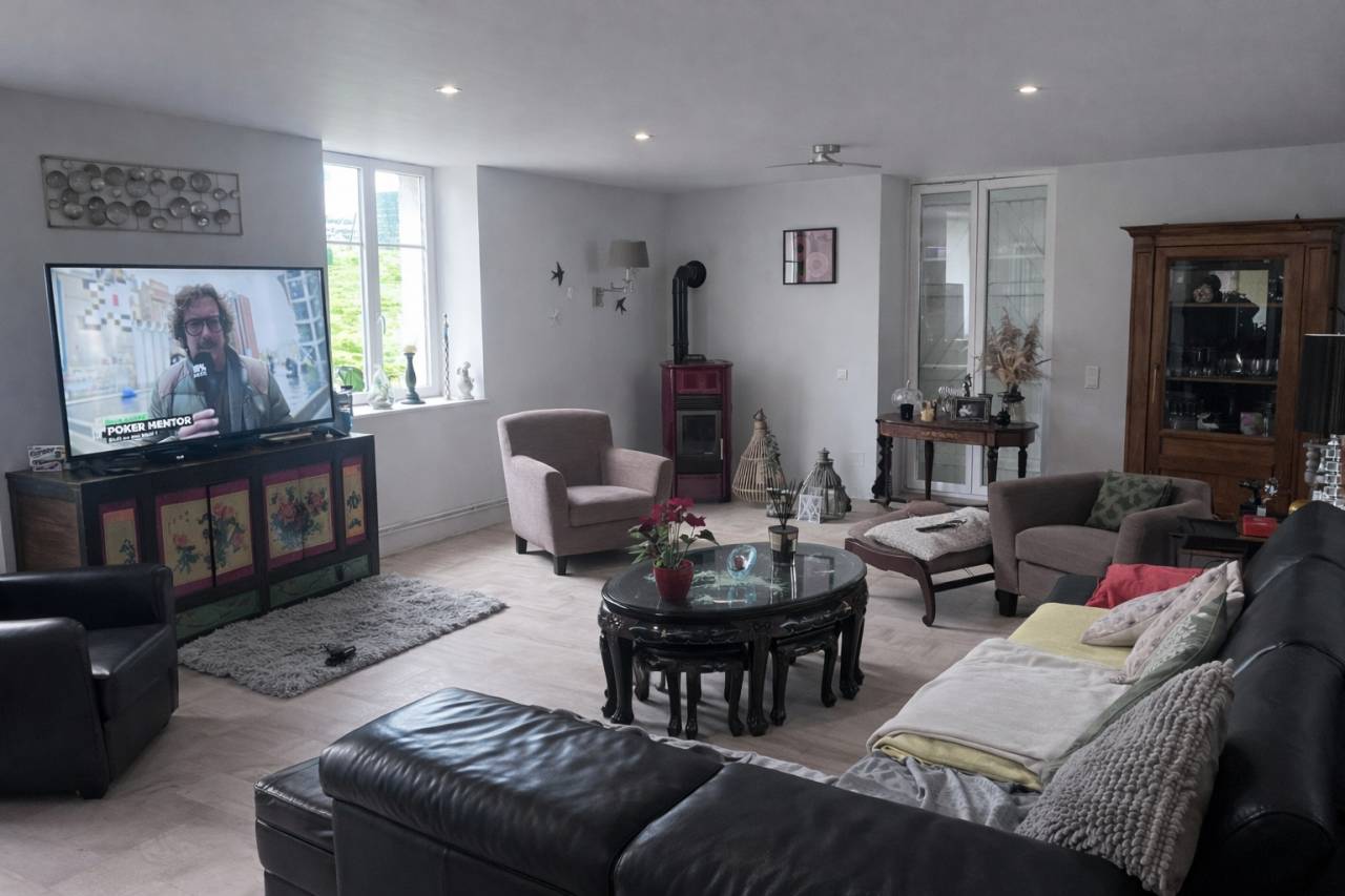 Propri&eacute;t&eacute; &eacute;questre avec habitations Clefs en main, Praye (54116)