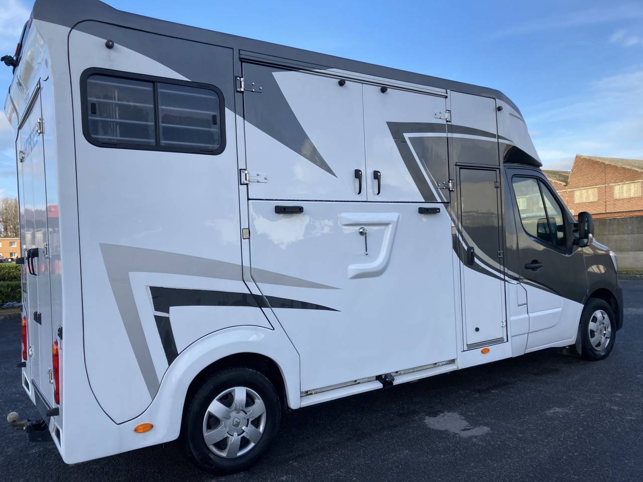 CAMION RENAULT MASTER AMELINE 165 CV S&Eacute;LECT LUXE 2,3L 