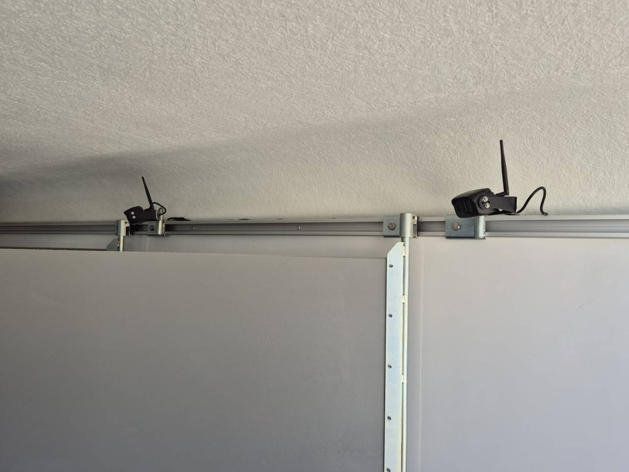 -REMISE- Van Fautras oblic+3 Gris  Neuf  pour la Suisse