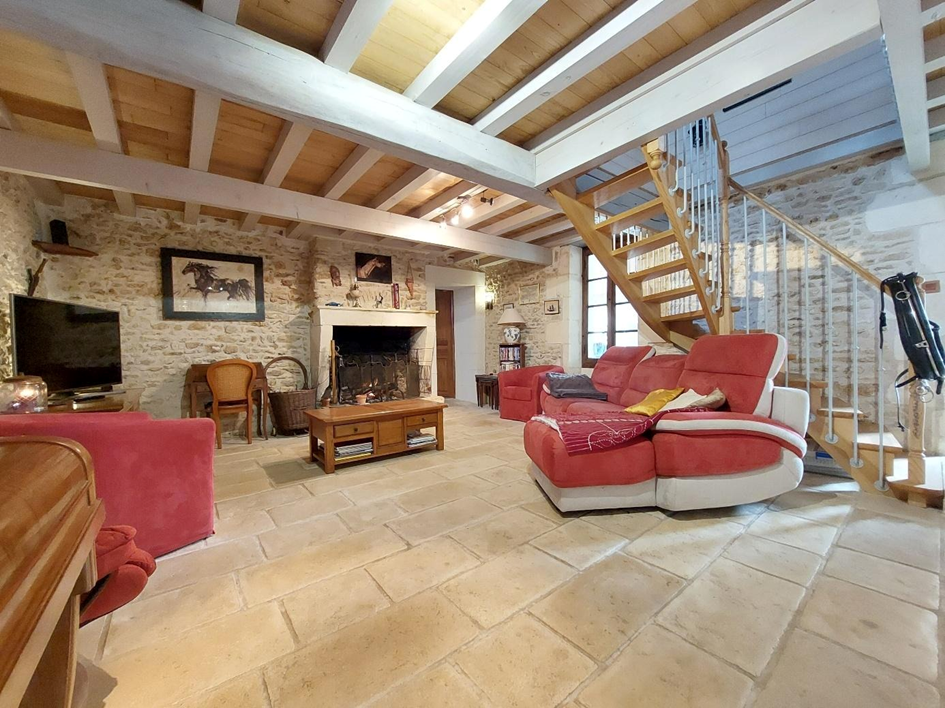 VIVEZ AU RYTHME DE VOS CHEVAUX AUX PORTES DE ROCHEFORT