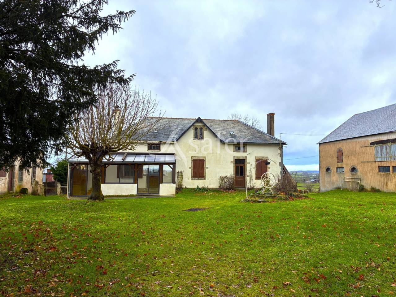 Fermette typique du bourbonnais