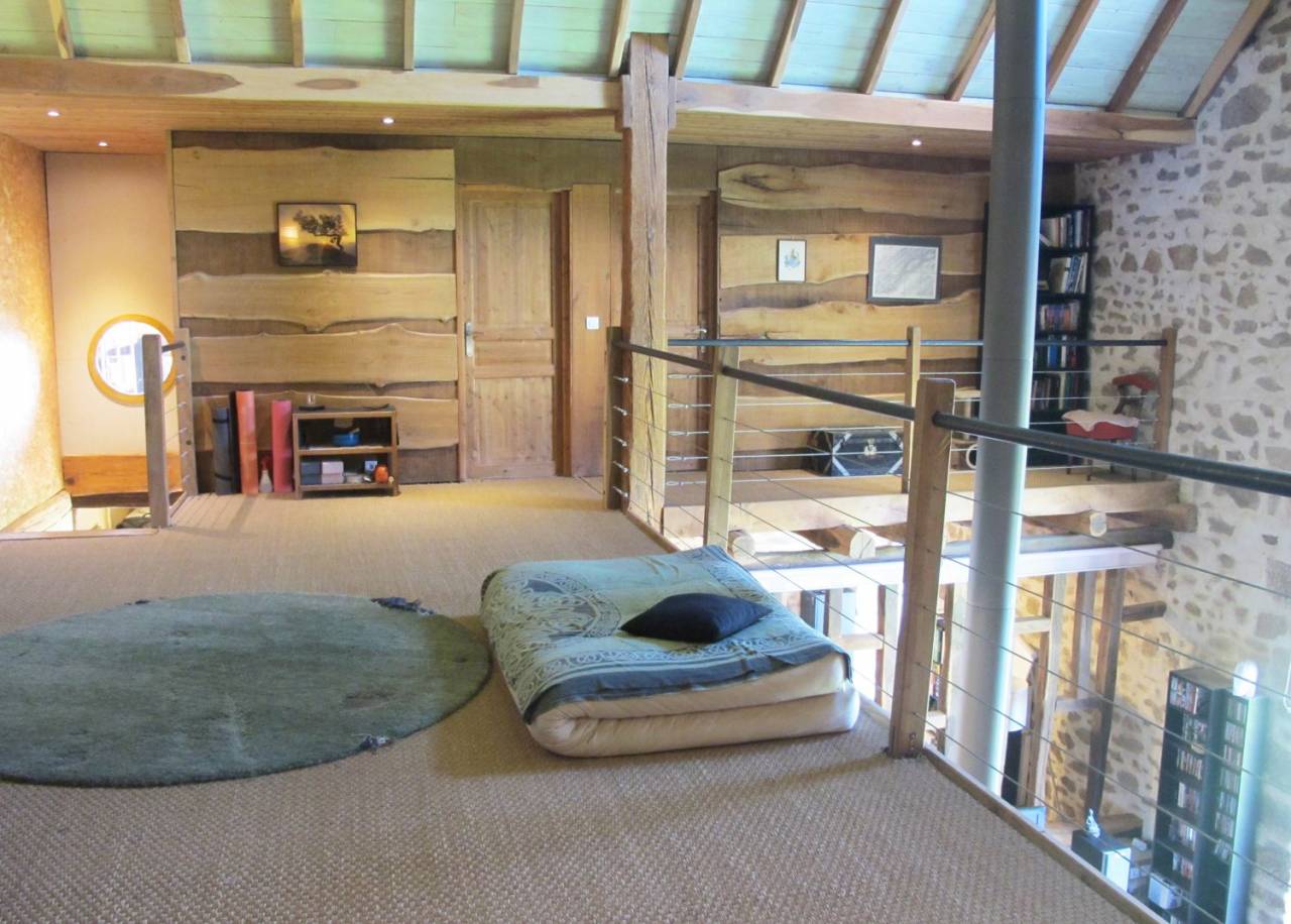 Domaine Equestre centr&eacute; sur le Bien Etre &eacute;quin et l'Agro&eacute;co