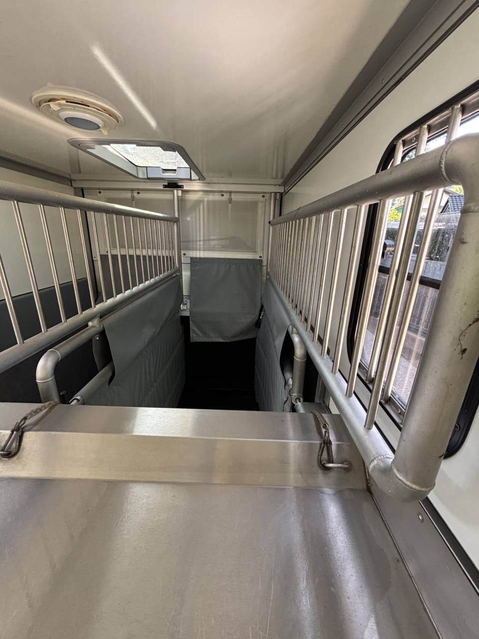 Camion &agrave; chevaux MSG Light Peugeot Boxer