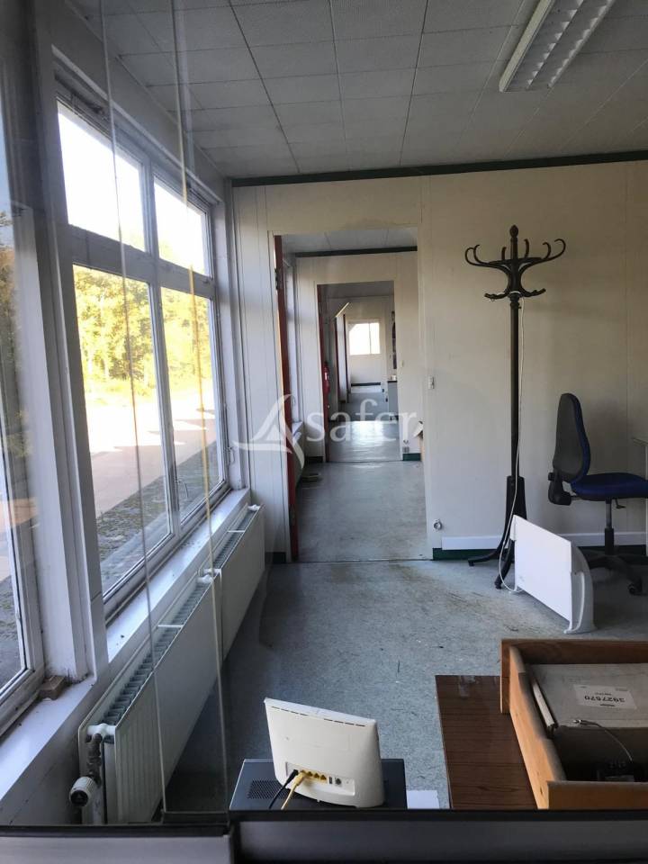 B&acirc;tis et habitations - Ideal agritourisme, pension de chevaux..