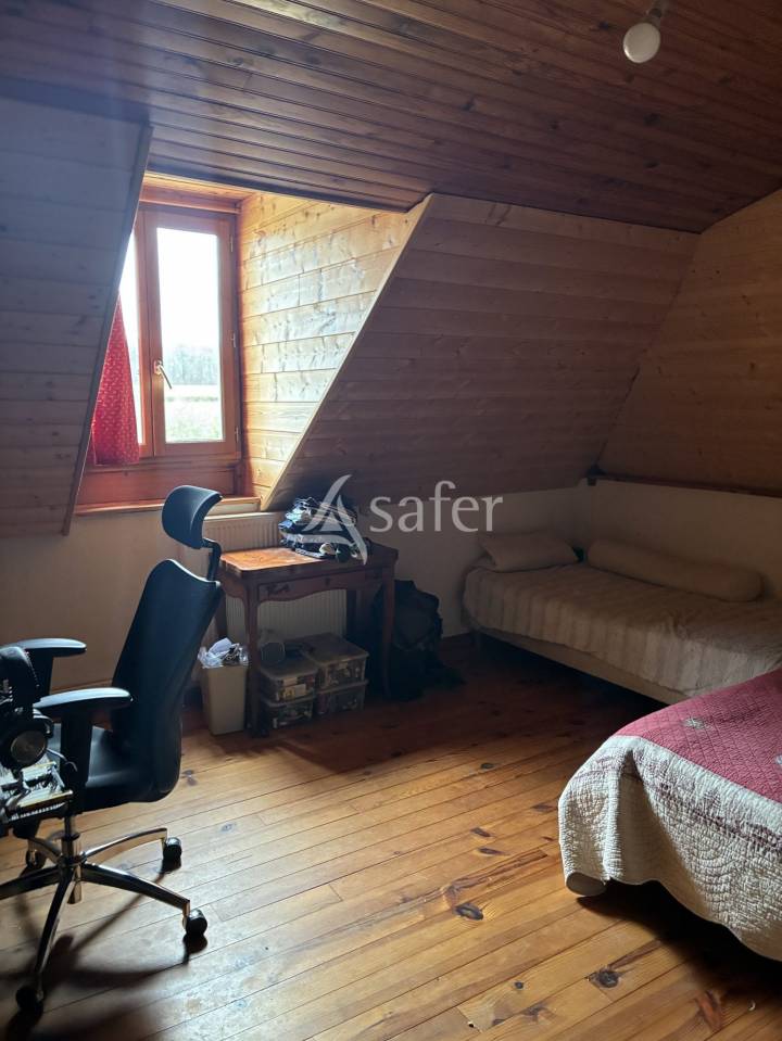 propri&eacute;t&eacute; de charme : ancienne ferme de ch&acirc;teau