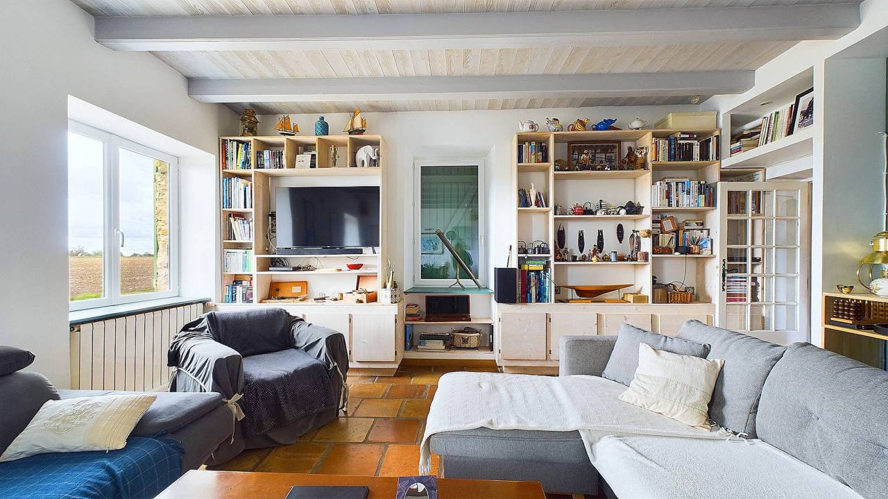 Propri&eacute;t&eacute; &eacute;questre CHARRON (17) sur 1,3 ha