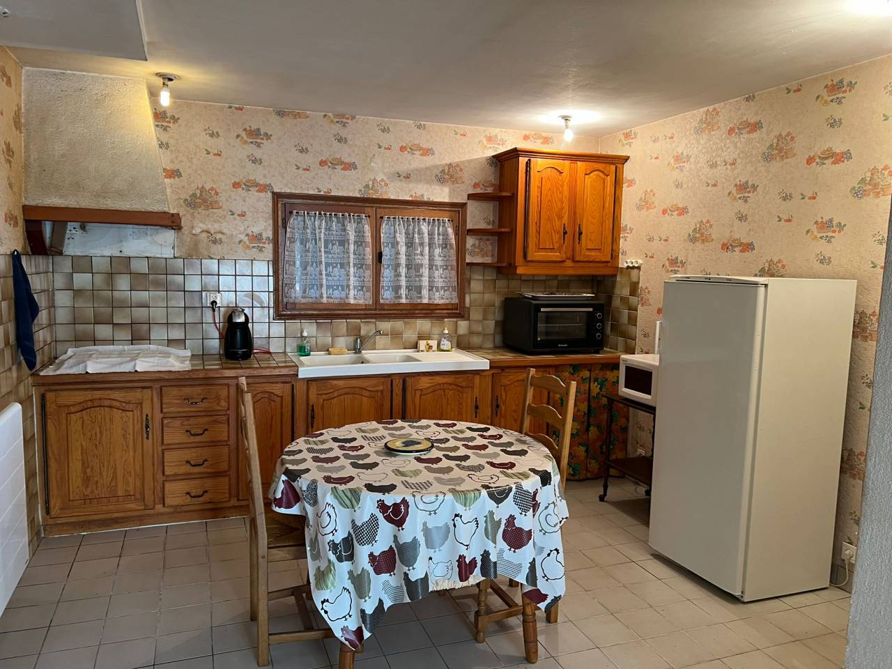 Propri&eacute;t&eacute; id&eacute;ale chevaux sur 6 ha proche BERGERAC (24)