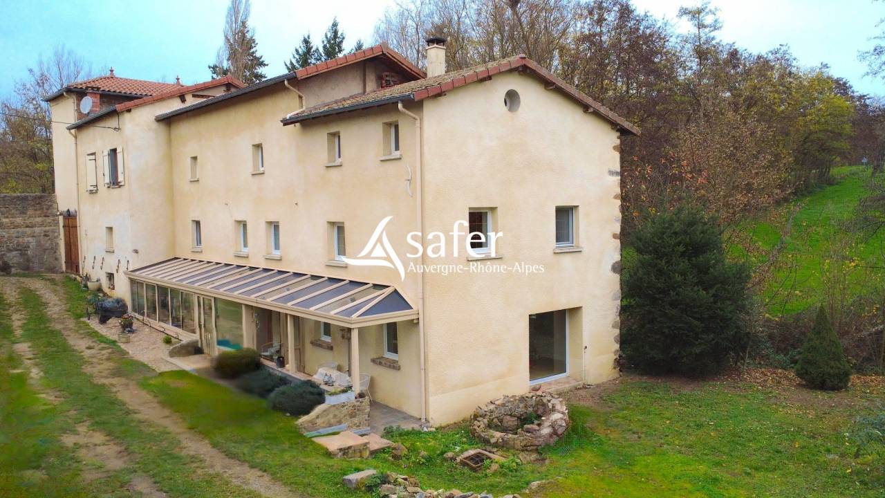 PROPRIETE BATIE SECTEUR NATUREL - ST SYMPHORIEN SUR COISE