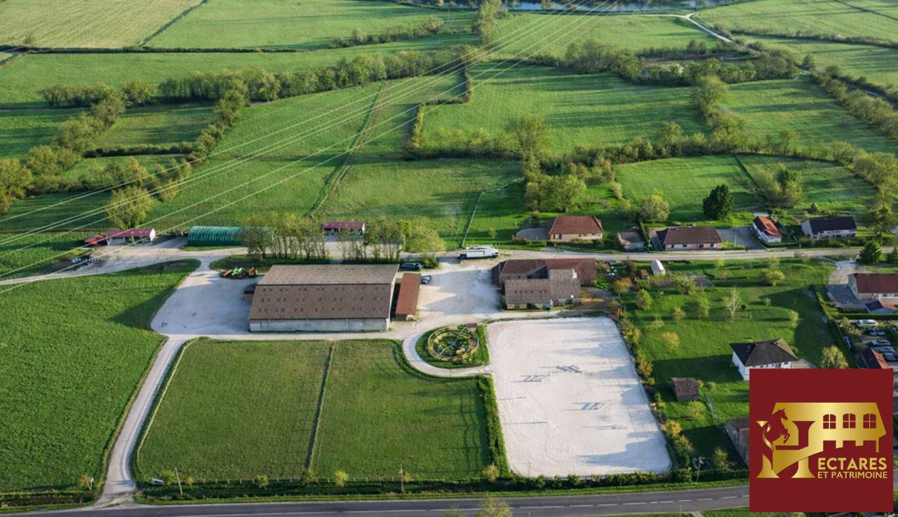 Structure &eacute;questre 21 hectares