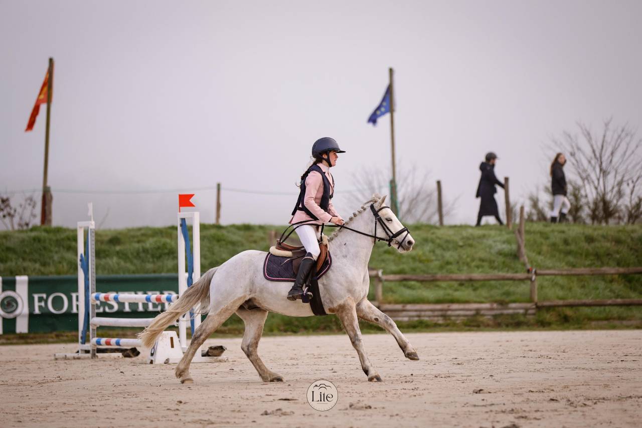 Love You of C&eacute; &ndash; Poney C d&rsquo;Avenir pour Jeune Cavalier A