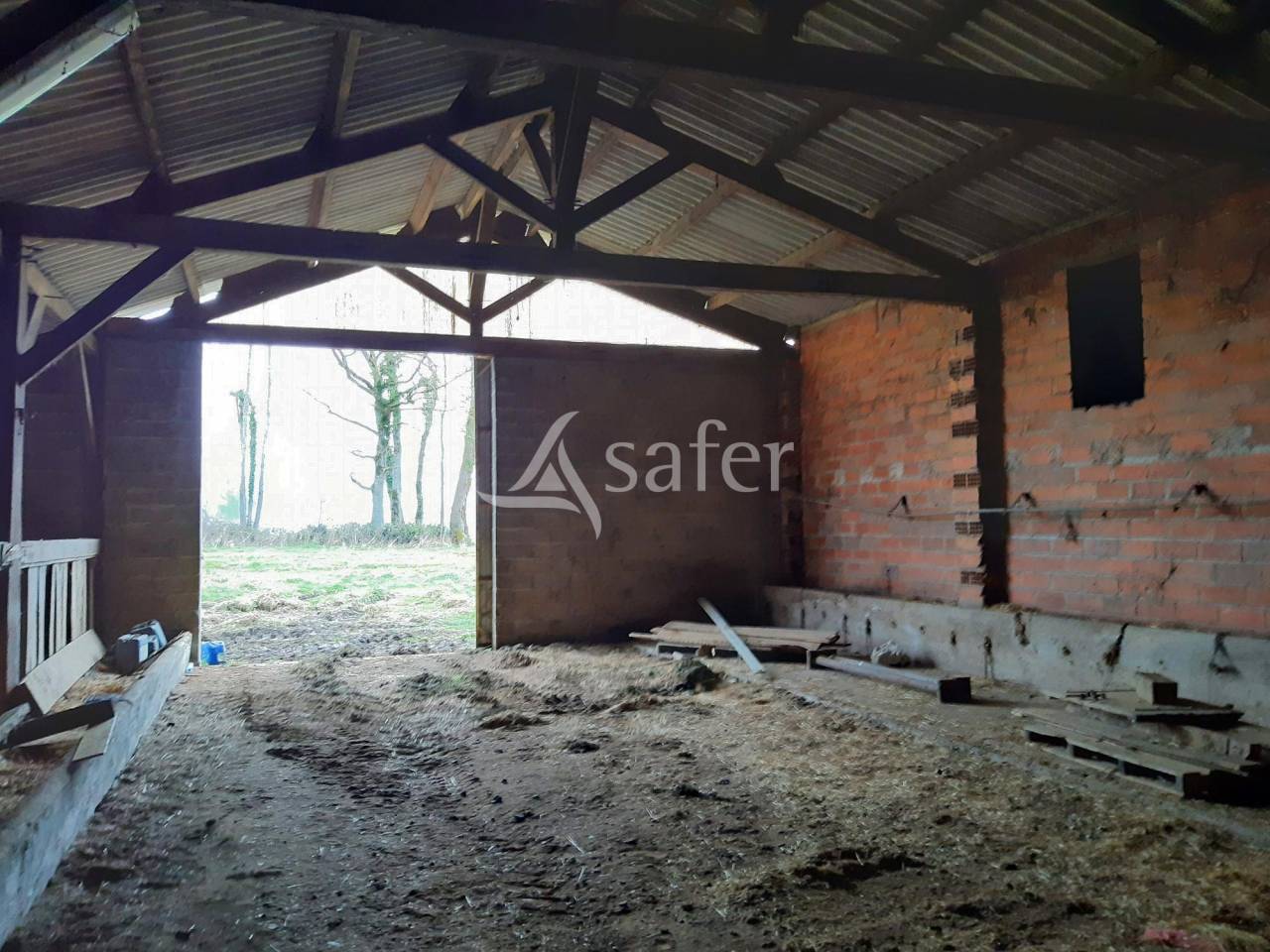 Propri&eacute;t&eacute; Rurale sur environ 6 ha