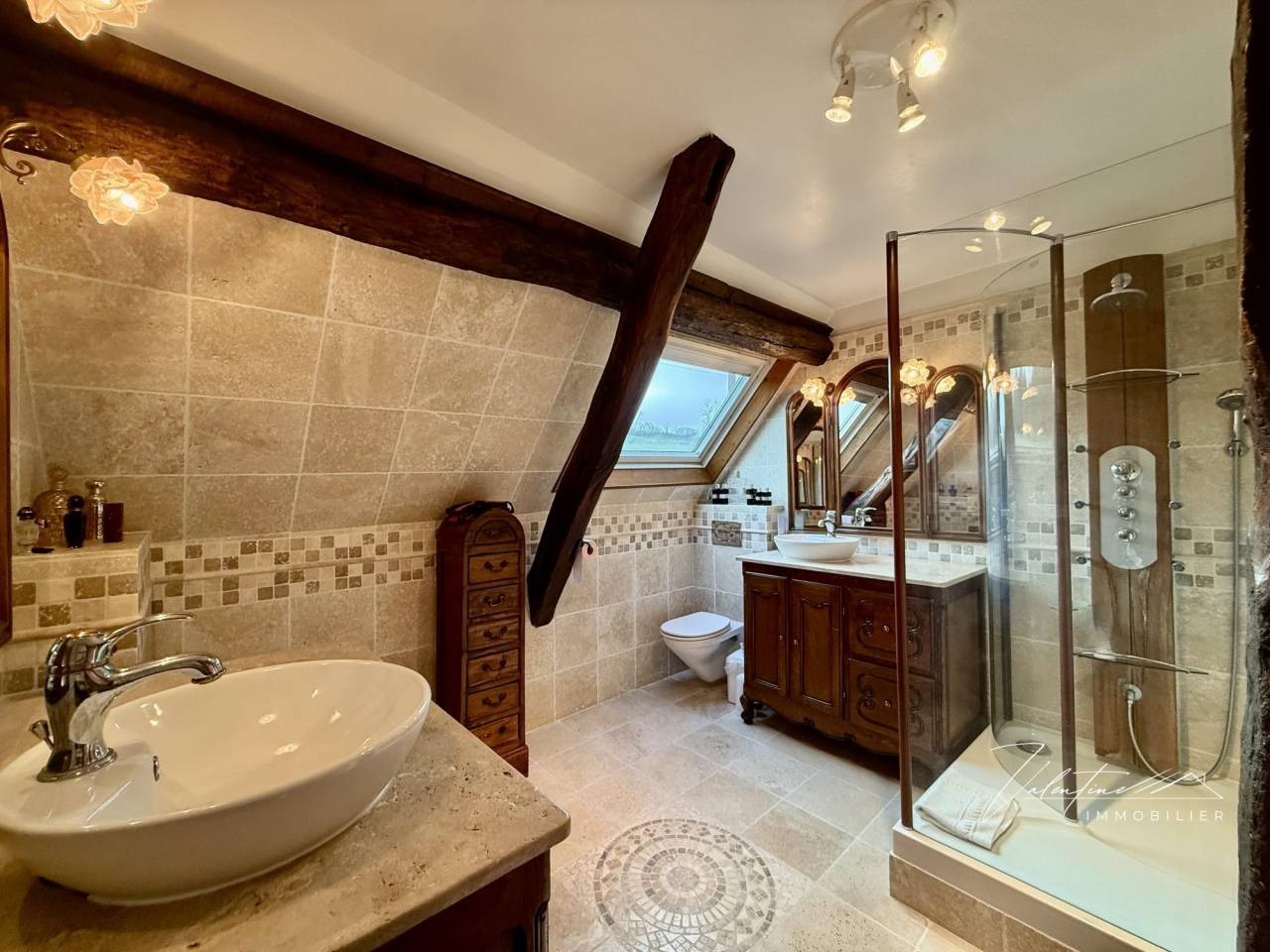 PROPRI&Eacute;T&Eacute; FAMILIALE AUX PORTES DE BEAUMONT-EN-AUGE