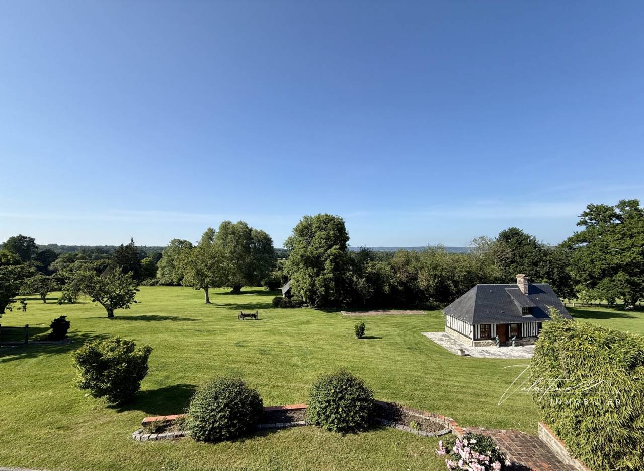 PROPRI&Eacute;T&Eacute; FAMILIALE AUX PORTES DE BEAUMONT-EN-AUGE