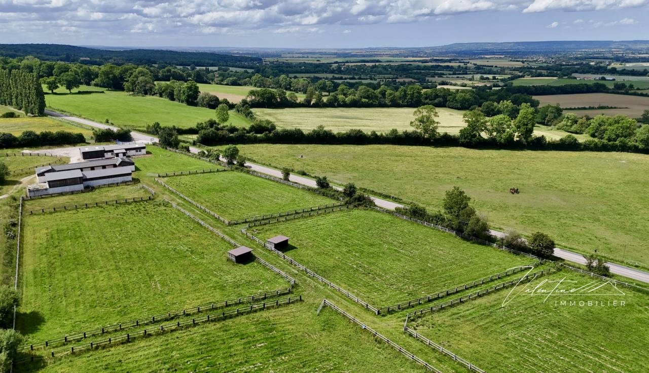 PROPRI&Eacute;T&Eacute; &Eacute;QUESTRE SUR 5 HA