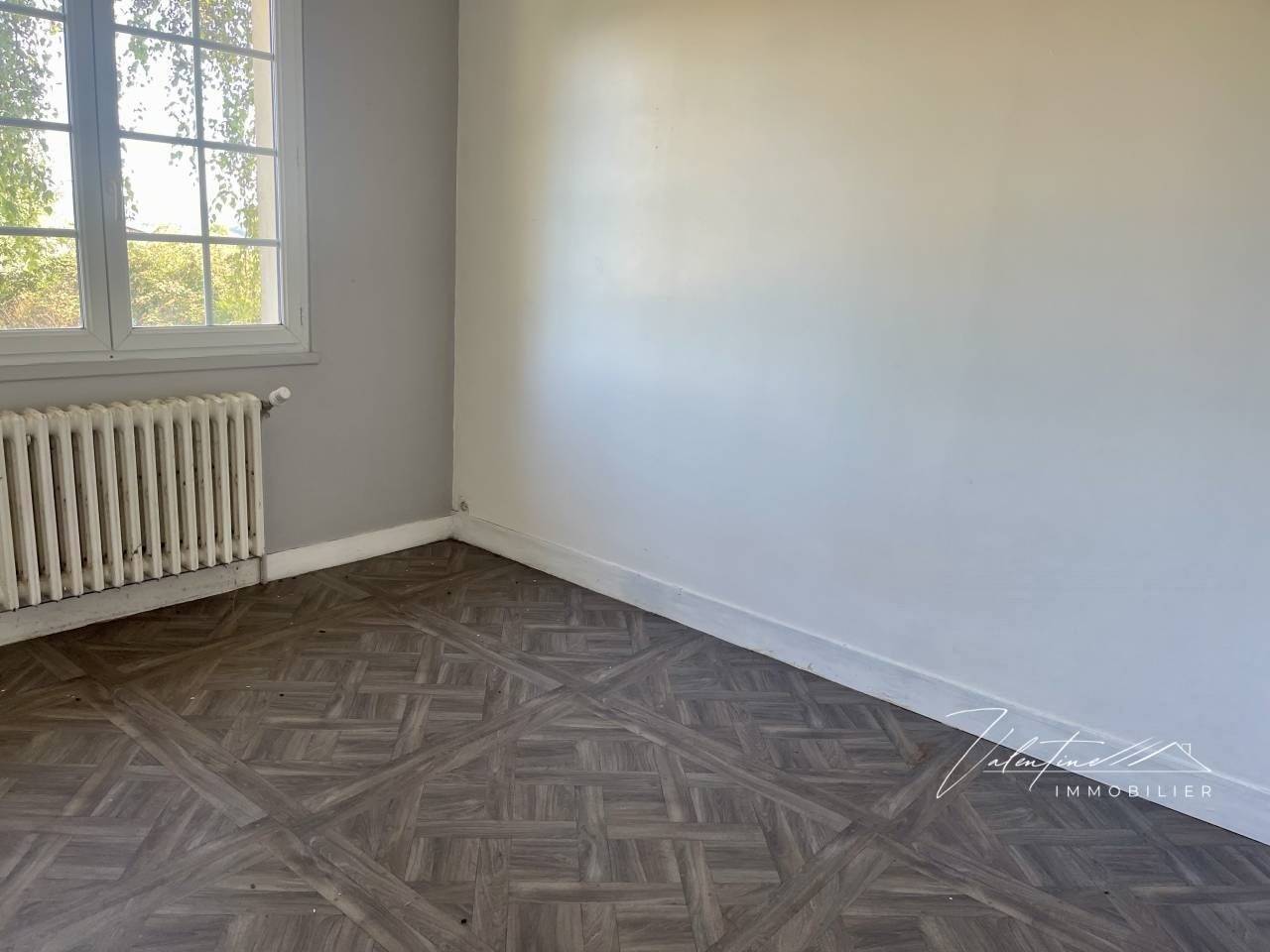 PROPRI&Eacute;T&Eacute; &Eacute;QUESTRE SUR 5 HA