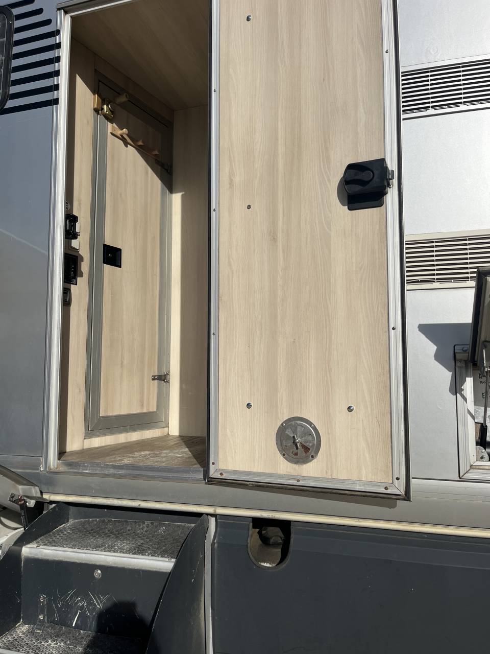 PL 8 places chevaux 6 couchages Renault 430 de 2012 