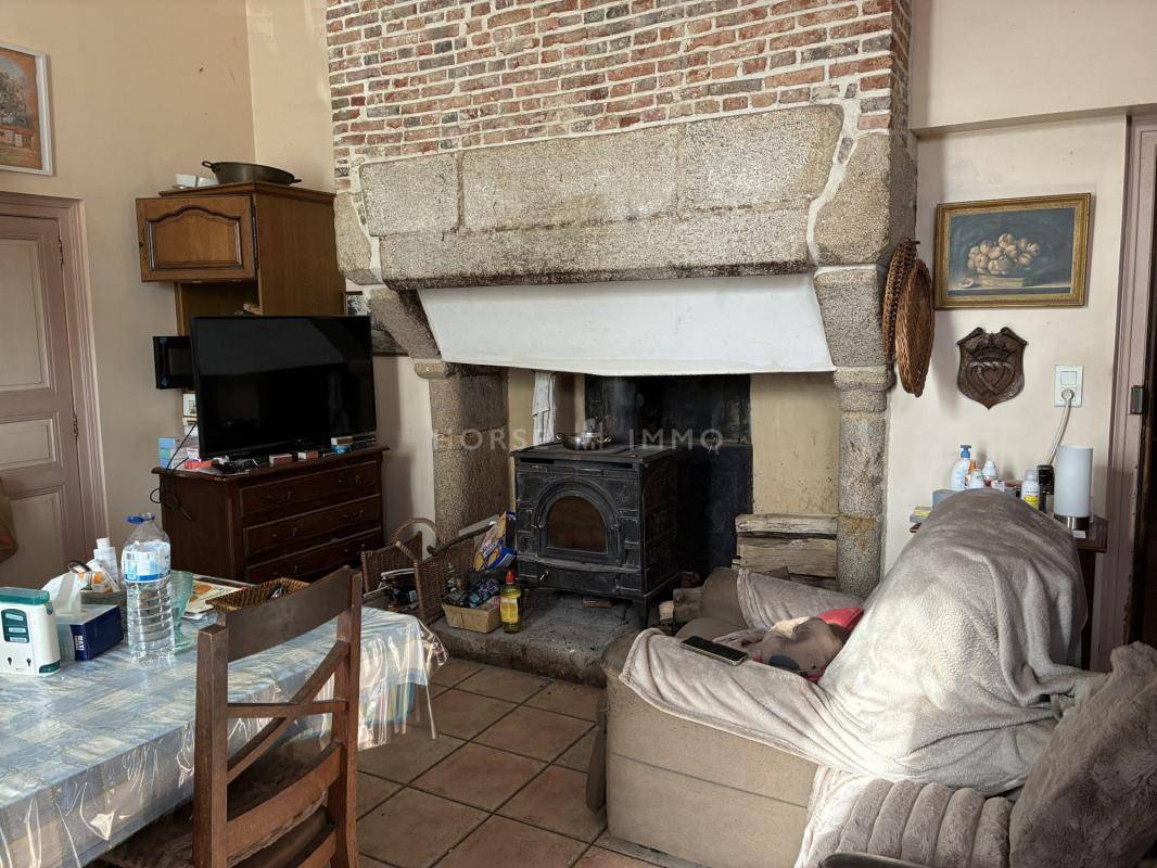 Domaine d'exception avec ch&acirc;teau XIX? si&egrave;cle, g&icirc;tes et 13