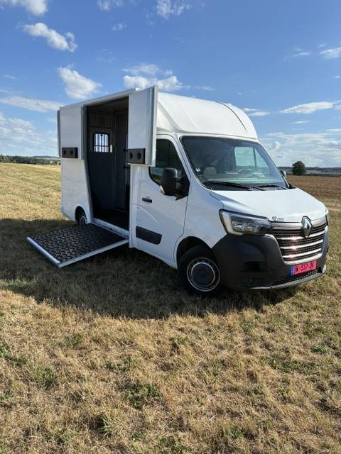 RENAULT MASTER L2 EN STALLE  