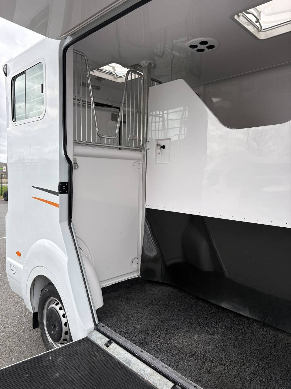 camion 2 chevaux BARBOT