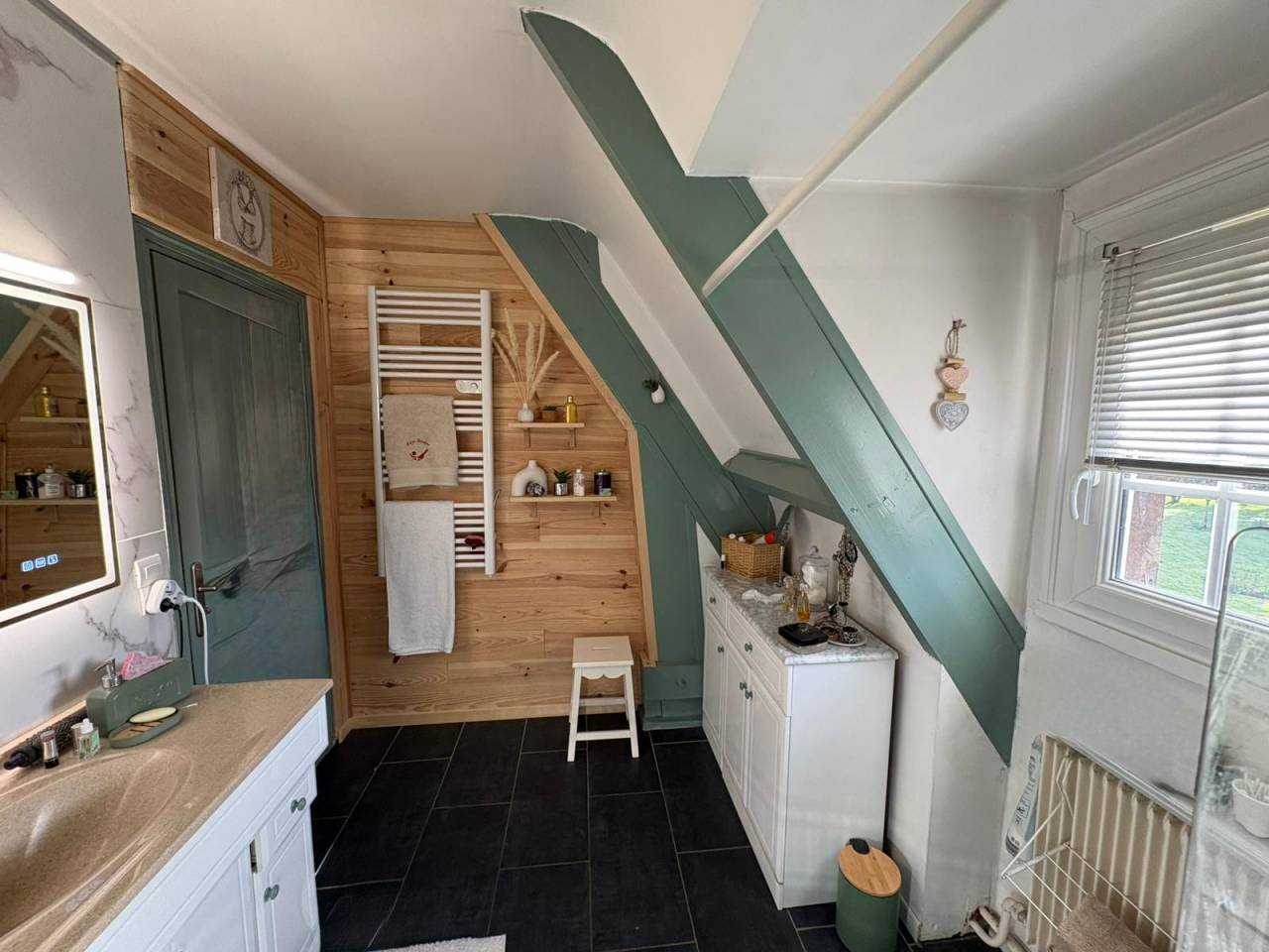 Propri&eacute;t&eacute; &eacute;questre priv&eacute;e proche Le Neubourg - carri&egrave;re