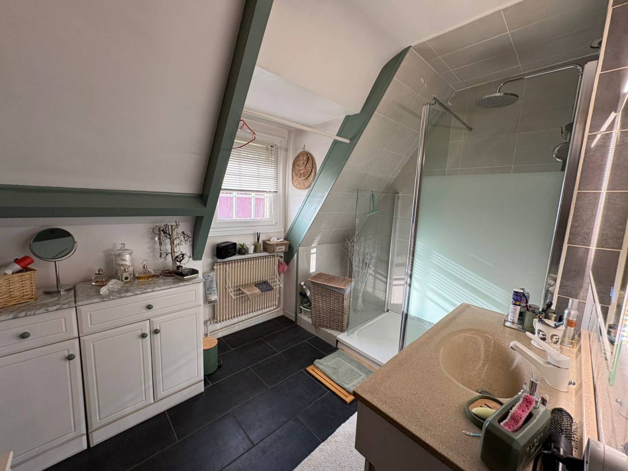 Propri&eacute;t&eacute; &eacute;questre priv&eacute;e proche Le Neubourg - carri&egrave;re