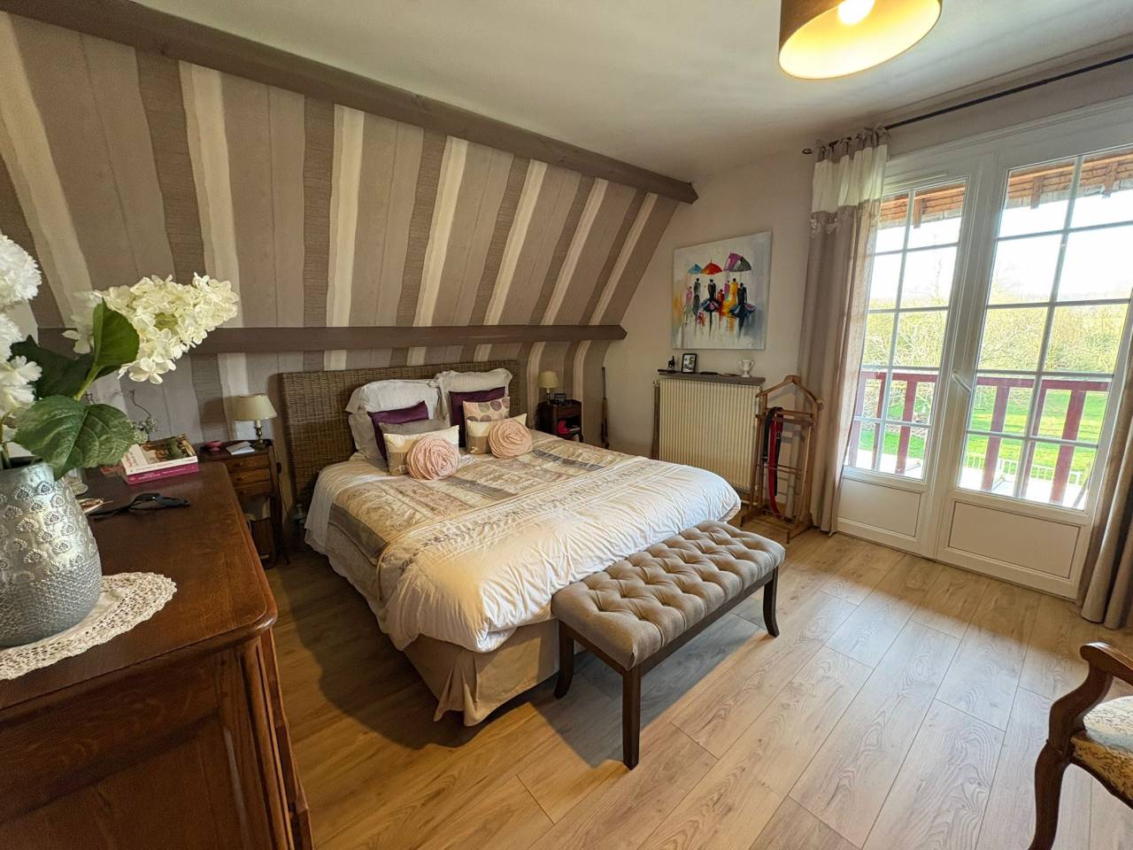 Propri&eacute;t&eacute; &eacute;questre priv&eacute;e proche Le Neubourg - carri&egrave;re