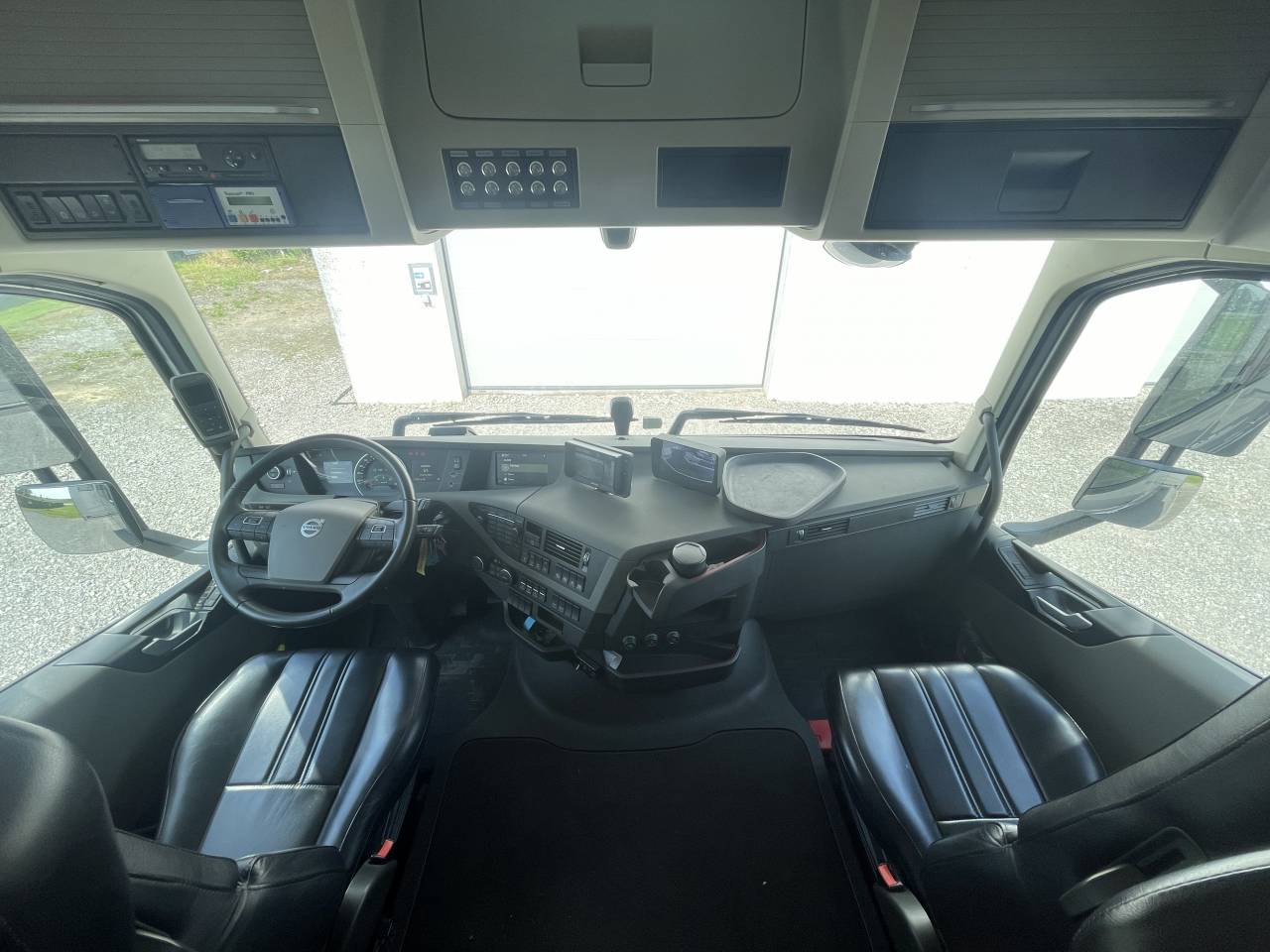 STX Volvo FH540, double pop-out, push up