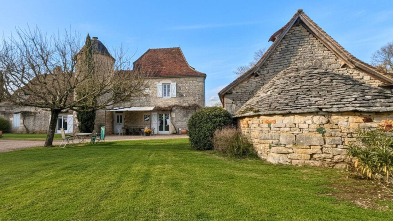 propri&eacute;t&eacute; de caract&egrave;re de 6,4 hectares - Lot (46)