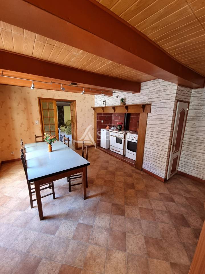 Ancien corps de ferme sur 11 ha au coeur du Quercy Blanc