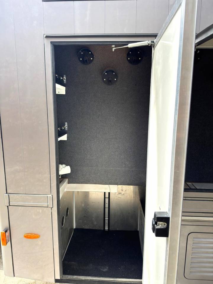 MERCEDES-BENZ ATEGO 1223 WMS POP OUT