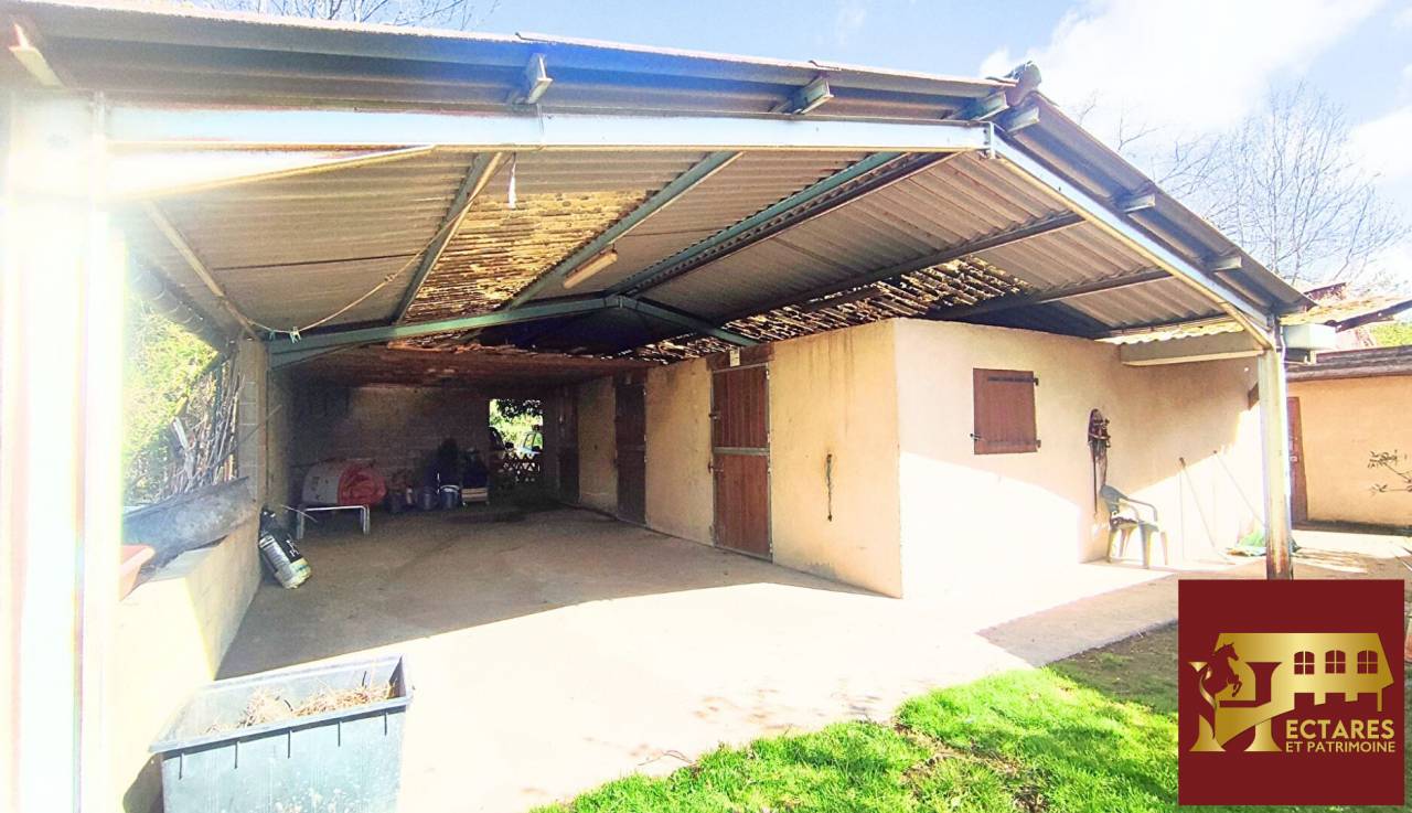 Propri&eacute;t&eacute; &eacute;questre 6,5 hectares attenants