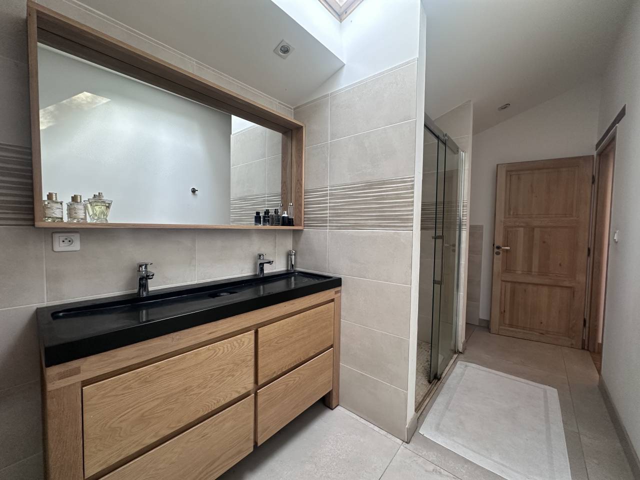 DOMAINE EQUESTRE EN ACTIVITE SUR 9,5 HA - Drome (26)