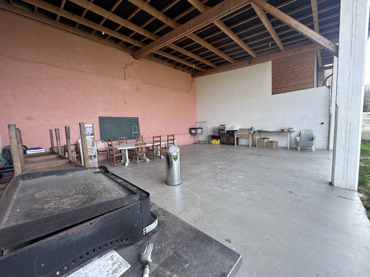 DOMAINE EQUESTRE EN ACTIVITE SUR 9,5 HA - Drome (26)