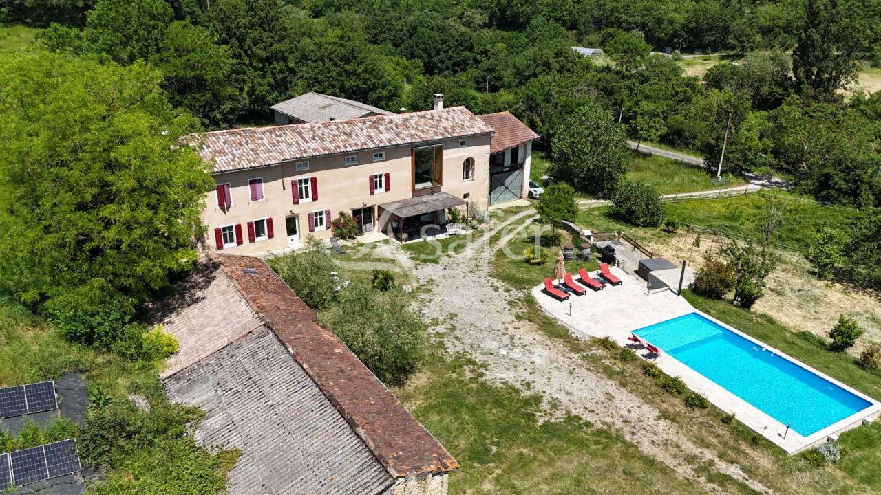 Domaine sur 6 hectares avec accueil touristique - Secteur Mirepo