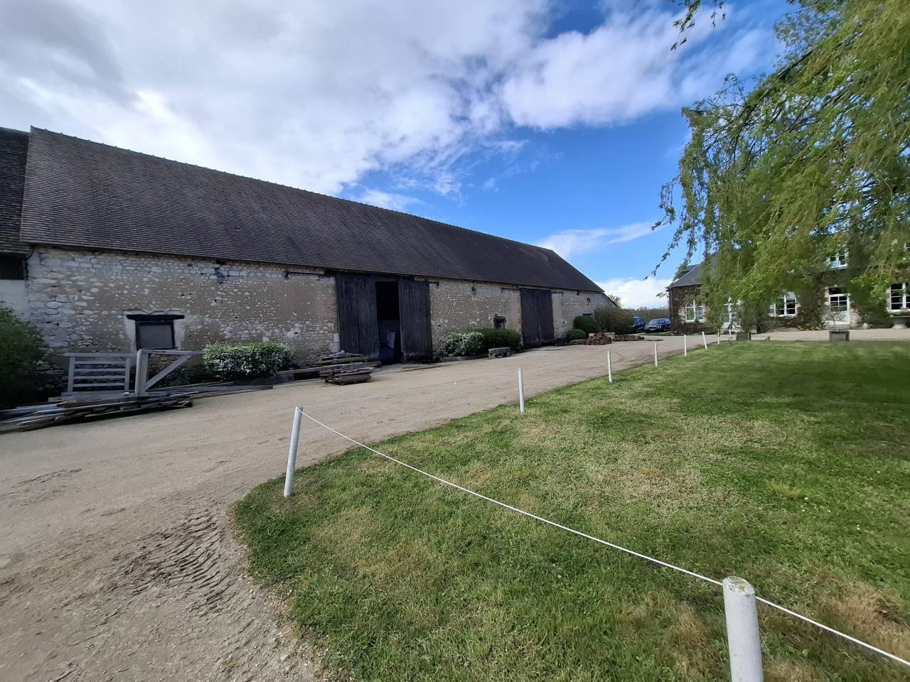 Propri&eacute;t&eacute; d'exception avec domaine &eacute;questre  &Agrave; 20 minut