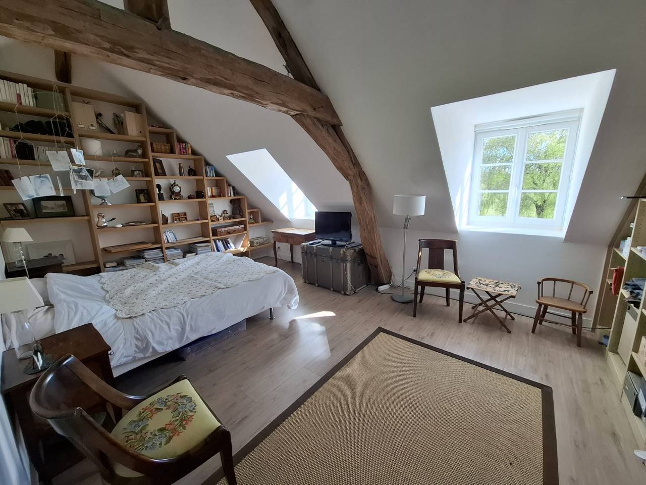 Propri&eacute;t&eacute; d'exception avec domaine &eacute;questre  &Agrave; 20 minut